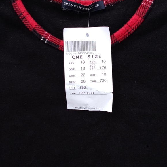 Brandy💗Melville Tee BNWT - Picture 3 of 3
